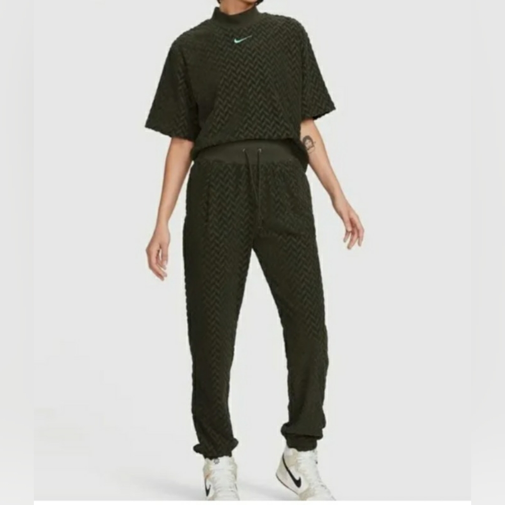 Nike jacquard set